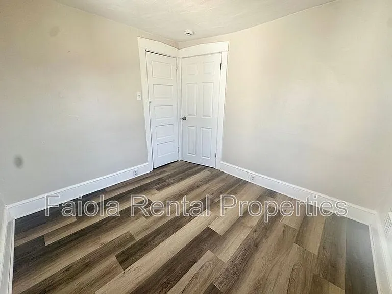 706 Buck St — Photo 10