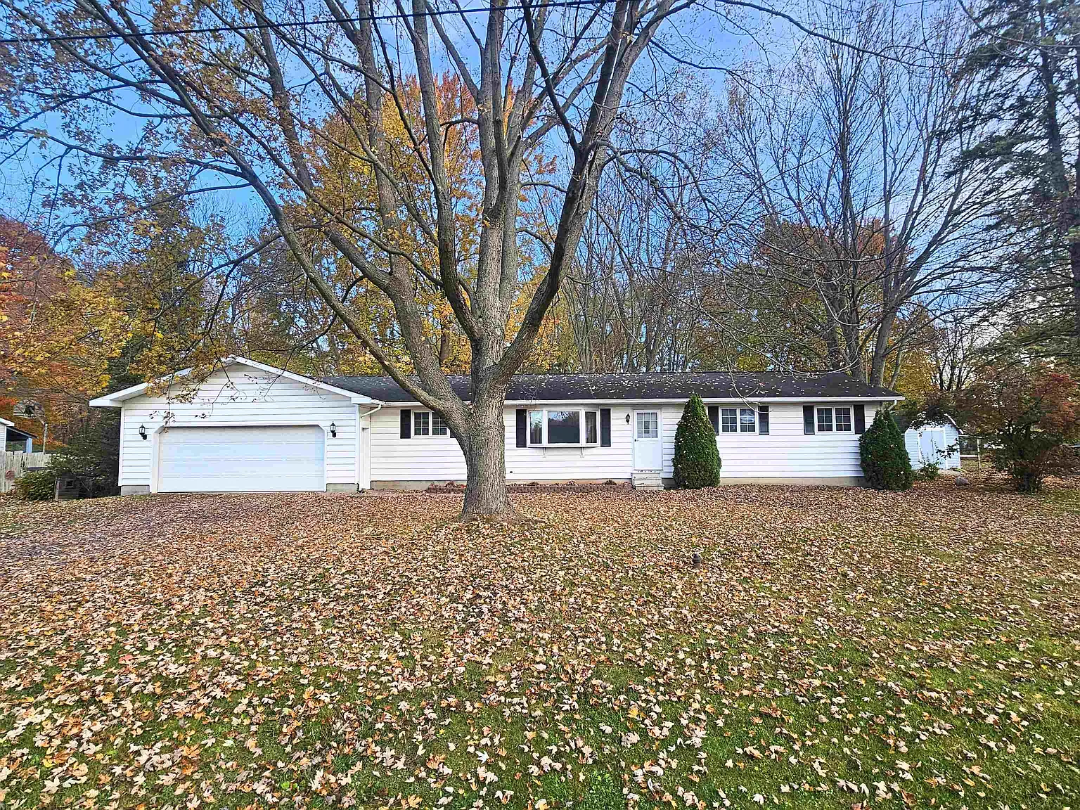 8651 Canada Rd photo 1