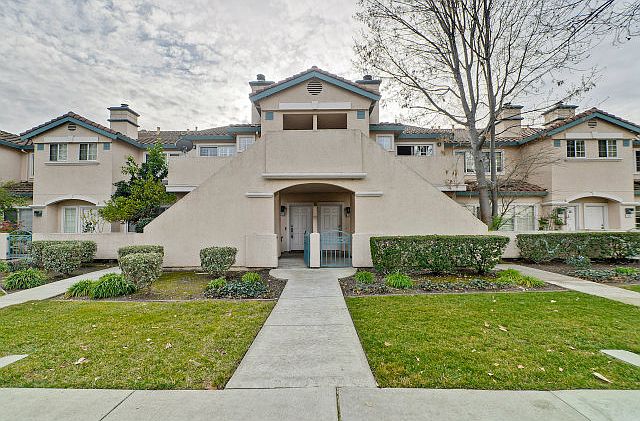 1st image of 1889 Sheri Ann Cir