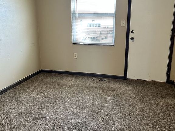 4th image of 3000 N Joplin St #11