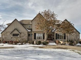 18000 Berryhill Dr, Stilwell, KS 66085