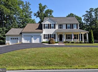 6738 Token Valley Rd, Manassas, VA 20112