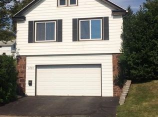 1031 W 5th St, Duluth, MN 55806