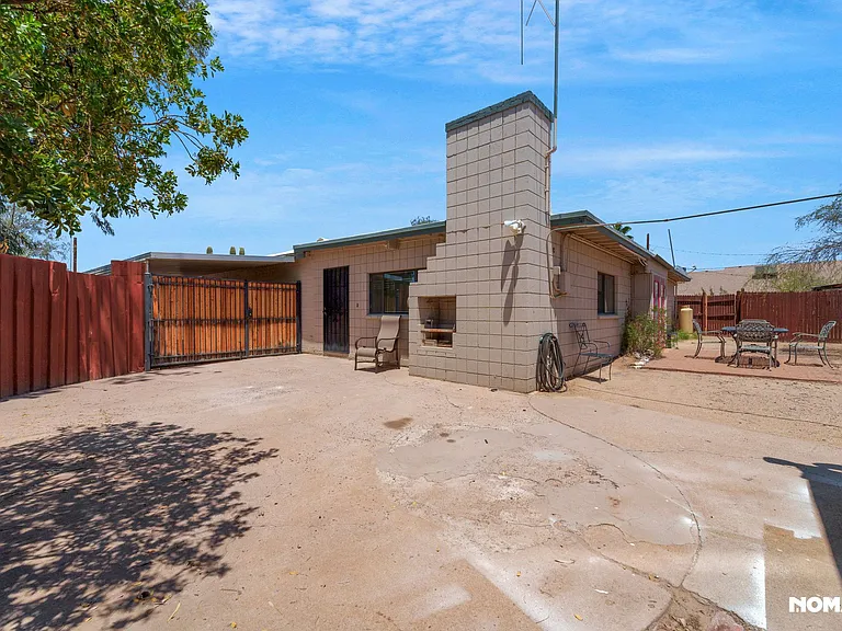 2837 E Campo Bello Dr — Photo 27