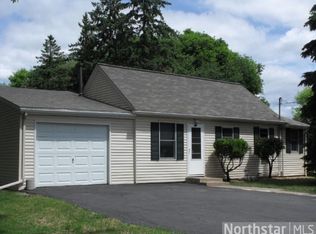 55 County Road C W, Little Canada, MN 55117