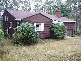 2nd image of 805 Terrace Pl
