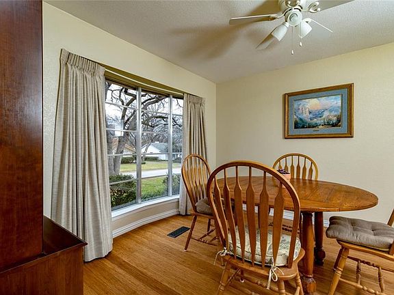 4th image of 1812 Shenandoah Dr