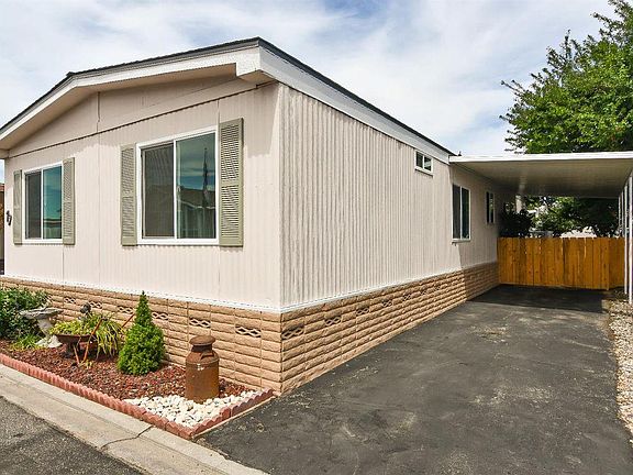 3rd image of 1830 E Yosemite Ave #79
