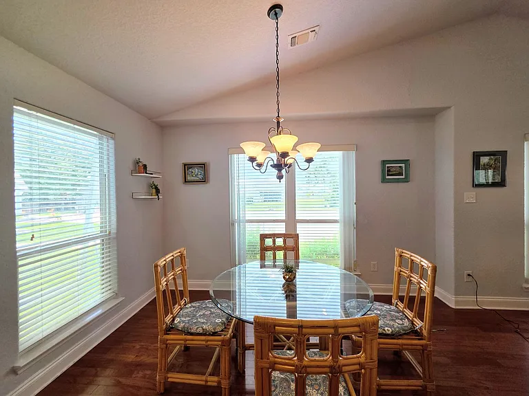949 Osprey Ct — Photo 8