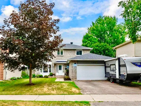 163 Woodland Dr, Midland, ON L4R 4C9