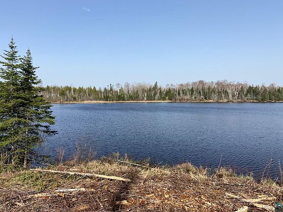 2nd image of 2102-1 N Bear Lake Rd