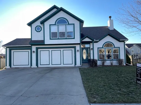 18424 Spruce St, Gardner, KS 66030