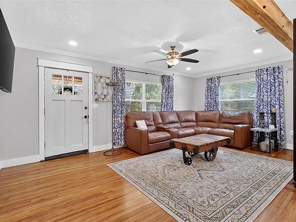 5th image of 1570 IMPERIAL AVENUE