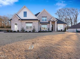 54 Westcott Cv, Jackson, TN 38305