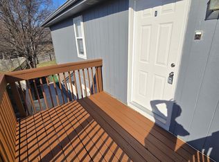 8712 NW 82nd Ter, Kansas City, MO 64152