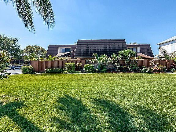 5th image of 3891 Carolina Dr