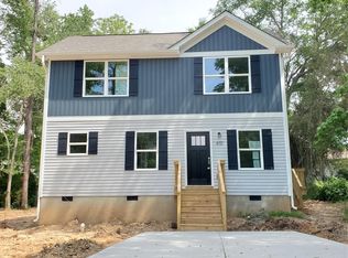 610 E Carpenter St, Dallas, NC 28034