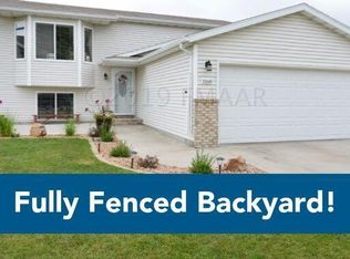 1160 6th Ave W, West Fargo, ND 58078