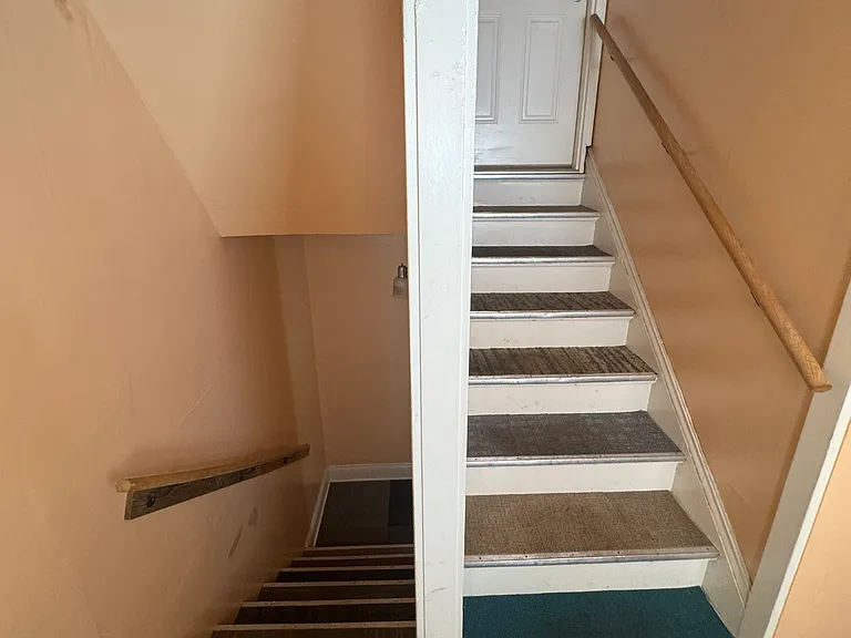 2727 Robinwood Ave — Photo 10