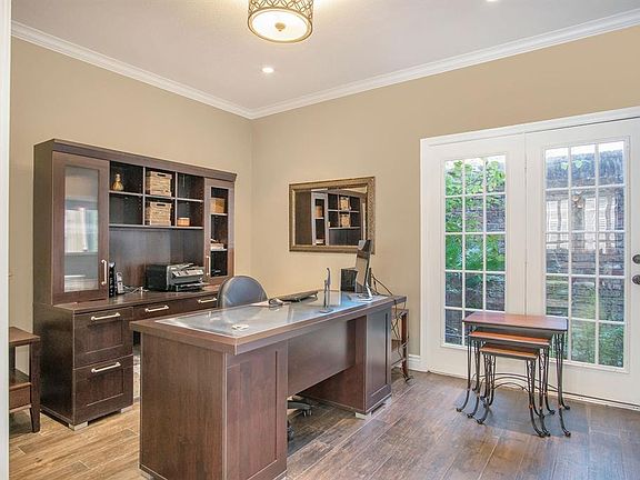 5th image of 1522 Kennebeck Pl