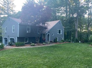 292 Pine Hill Rd, Westford, MA 01886
