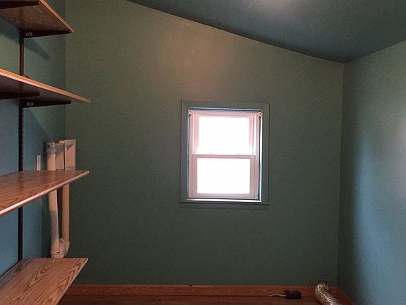 5th image of 3308 F Ave