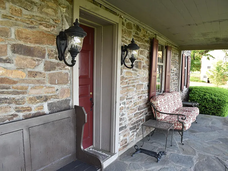 5839 Worthington Rd — Photo 14