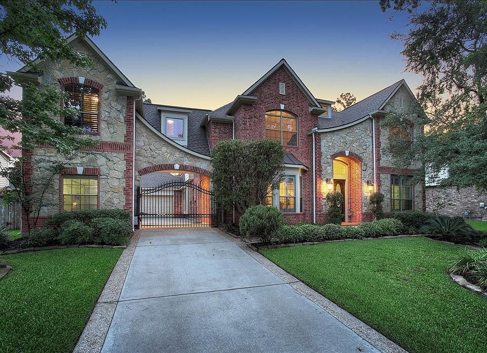1st image of 58 S Fair Manor Cir