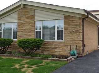 5226 Jarvis Ave, Skokie, IL 60077