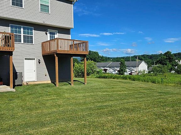 2nd image of 466 Stableview Ct