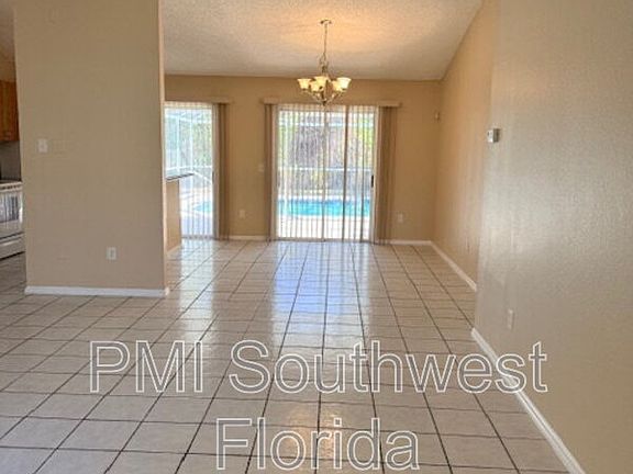 4th image of 2176 Bendway Dr