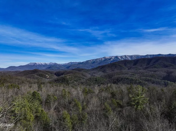 0000 Henry Town Rd, Sevierville, TN 37876