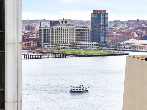 3 Hanover Square image 8 of 19