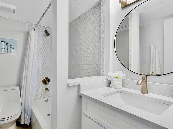 3rd image of 5300 Ocean Beach Blvd APT 501