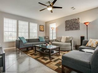 1732 Garrett Dr, Carrollton, TX 75010
