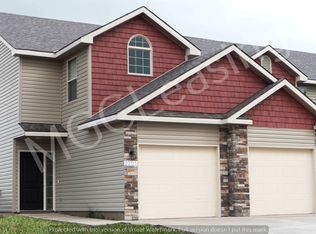 2200 SW Suncatcher Rd, Lees Summit, MO 64082