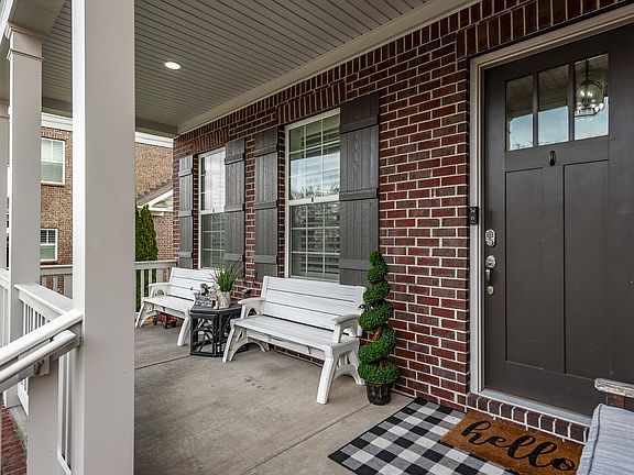 3rd image of 621 Vickery Park Dr