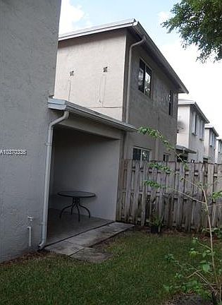 4th image of 6004 N Golden Beauty Ln