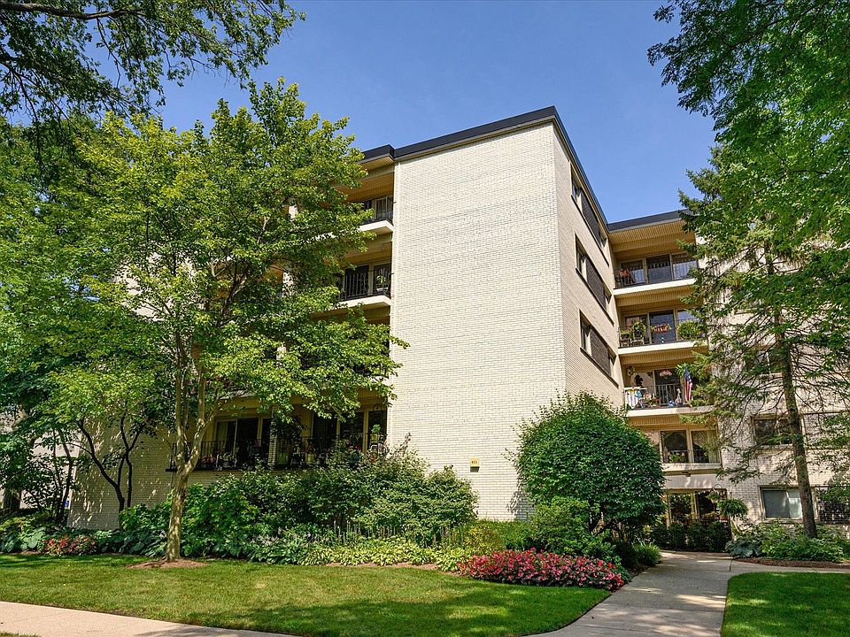 1st image of 415 Franklin Ave APT 3G