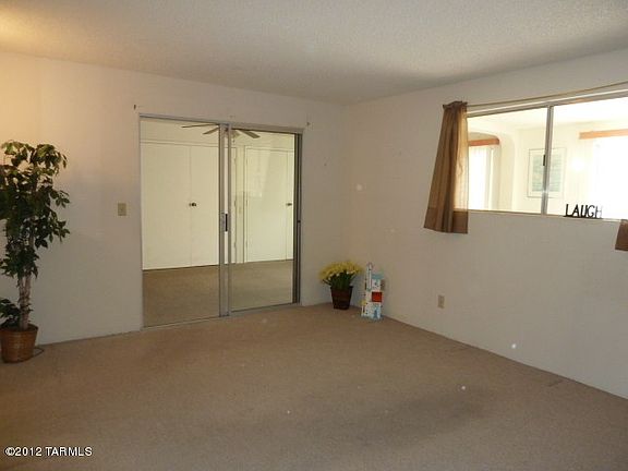 5th image of 211 W Calle Del Chancero