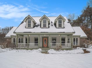 8220 Glenwynd Dr, Kalamazoo, MI 49009