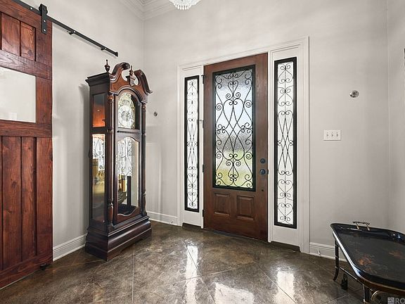 5th image of 10143 Glen Ridge Ave