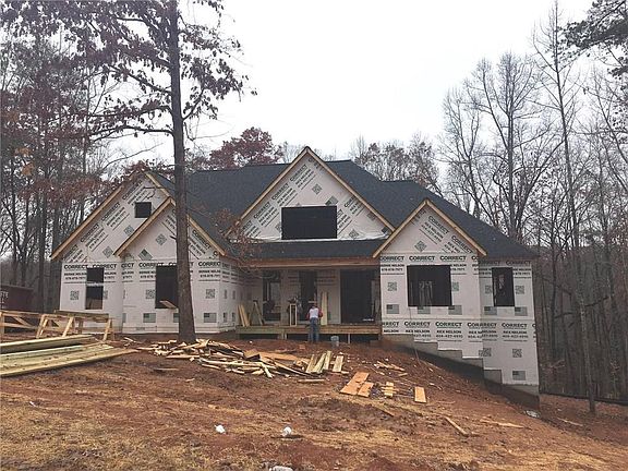 2nd image of 49 Black Oak Ln
