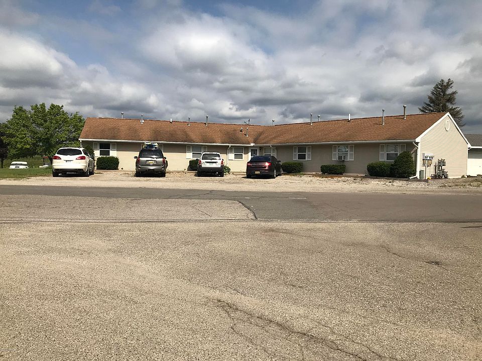 1st image of 2540 Oakwood Dr