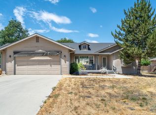 30051 Niblick Ln, Tehachapi, CA 93561