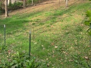 1511 Millstone Beach Rd, Dandridge, TN 37725