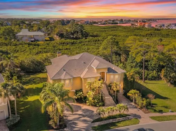 2101 N Pointe Alexis Dr, Tarpon Springs, FL 34689