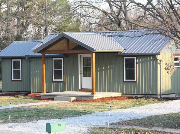 116 Cedar St, Jamestown, MO 65046