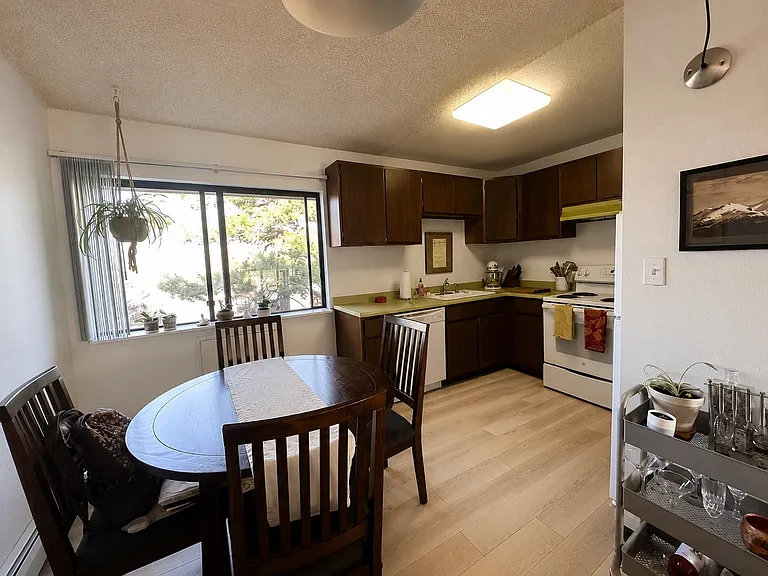 2990 Eagle Way #13 — Photo 8