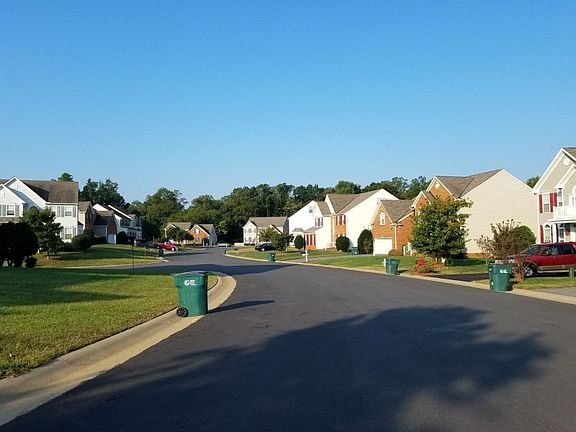 5th image of 3937 Morton Dr